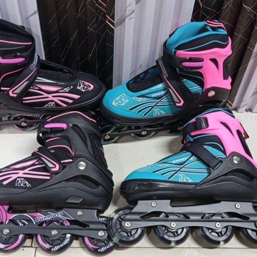 SKATES. Adult skates with glowing wheels, Adjustable roller skates shoes, Protective lining in the skate shoes. Comfortable lights in the wheels for security purposes
