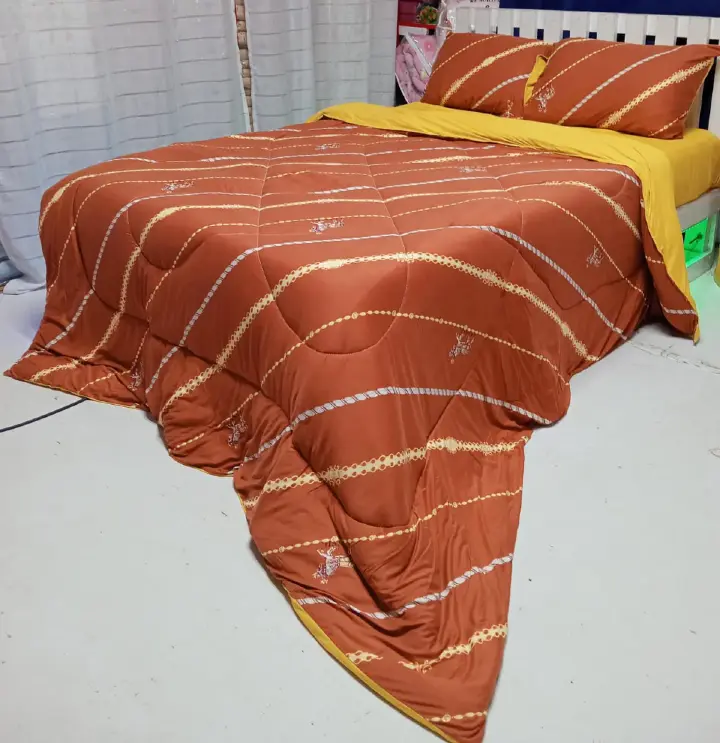 Luxury 4pcs Cotton Microfiber Quilted Duvet Blanket Set with Random Colors – 1 Duvet, 1 Bedsheet & 2 Pillowcases, Soft, Durable, Breathable Bedding for Stylish and Comfortable Sleep