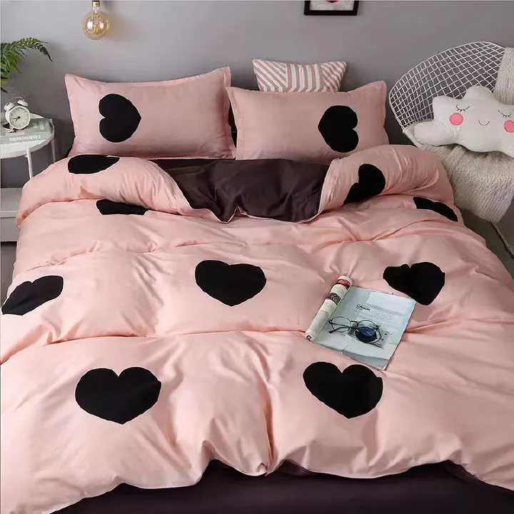 Heart Printing 4-in-1 Bedding Set – 1 Quilt Cover, 1 Bedsheet & 2 Pillowcases, Soft, Durable Cotton Bedding with Heart Pattern Design (Duvet and Pillow Inserts Not Included)