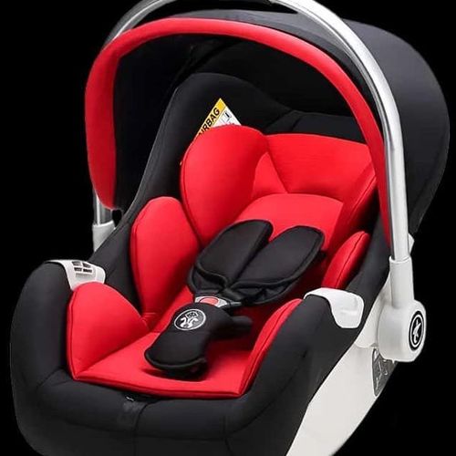 Standard Portable Infant Carrier/ car seat