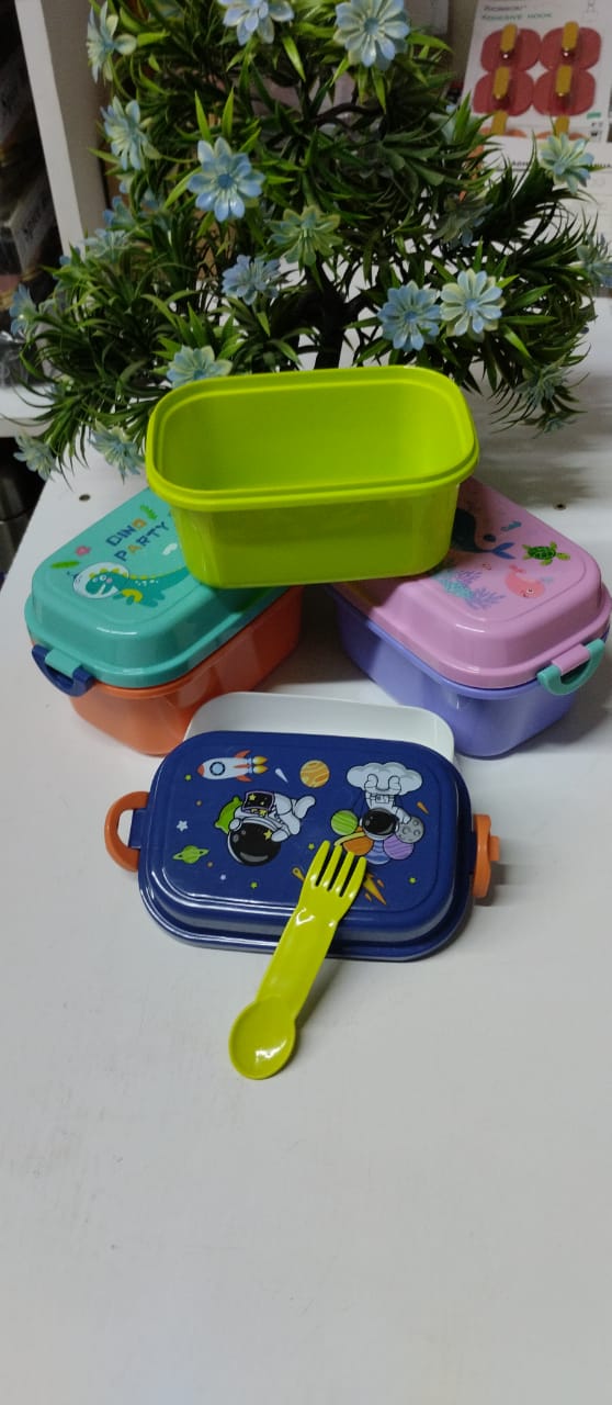 Cartoon themed Plastic Lunch Box, Microwave safe Lunch Bento Boxes Food Container, Kids Snackbox/Lunchbox
