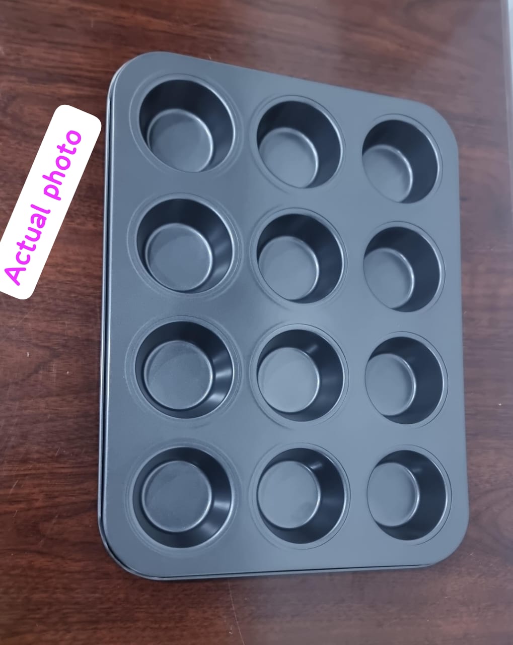 High quality nonstick 12 hole baking tin