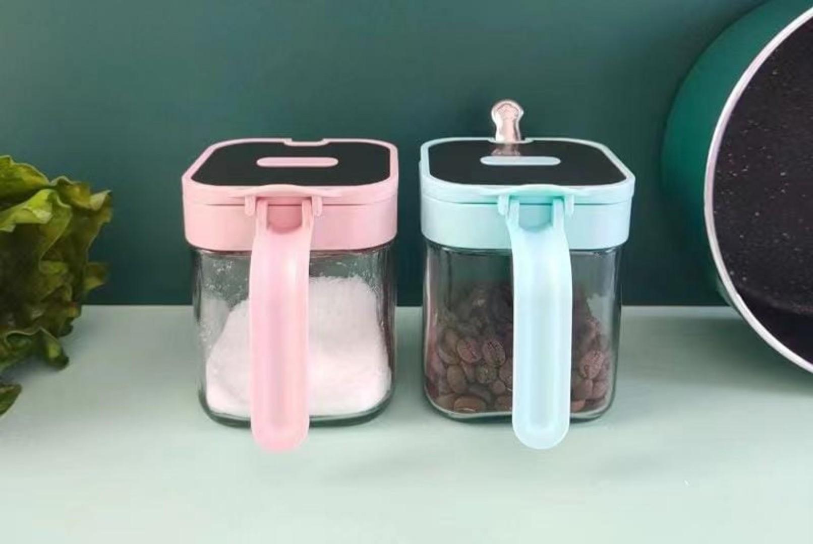 255ml heavy unbreakable  borosilicate glass spice jar with teaspoon