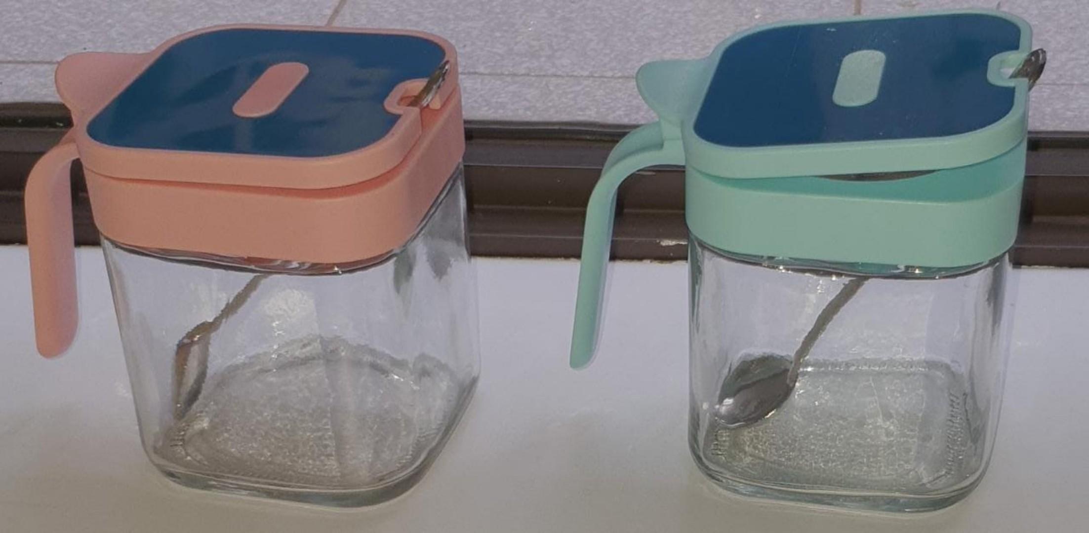 255ml heavy unbreakable  borosilicate glass spice jar with teaspoon