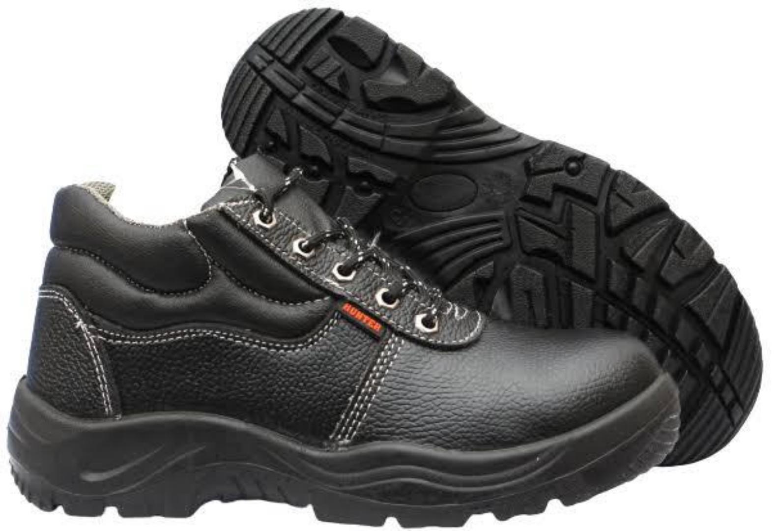 ORIGINAL BLACK LEATHER AND RUBBER SOLE SAFETY BOOTS, INDUSTRIAL BOOTS, SAFETY SHOES, COMPANY SHOES
