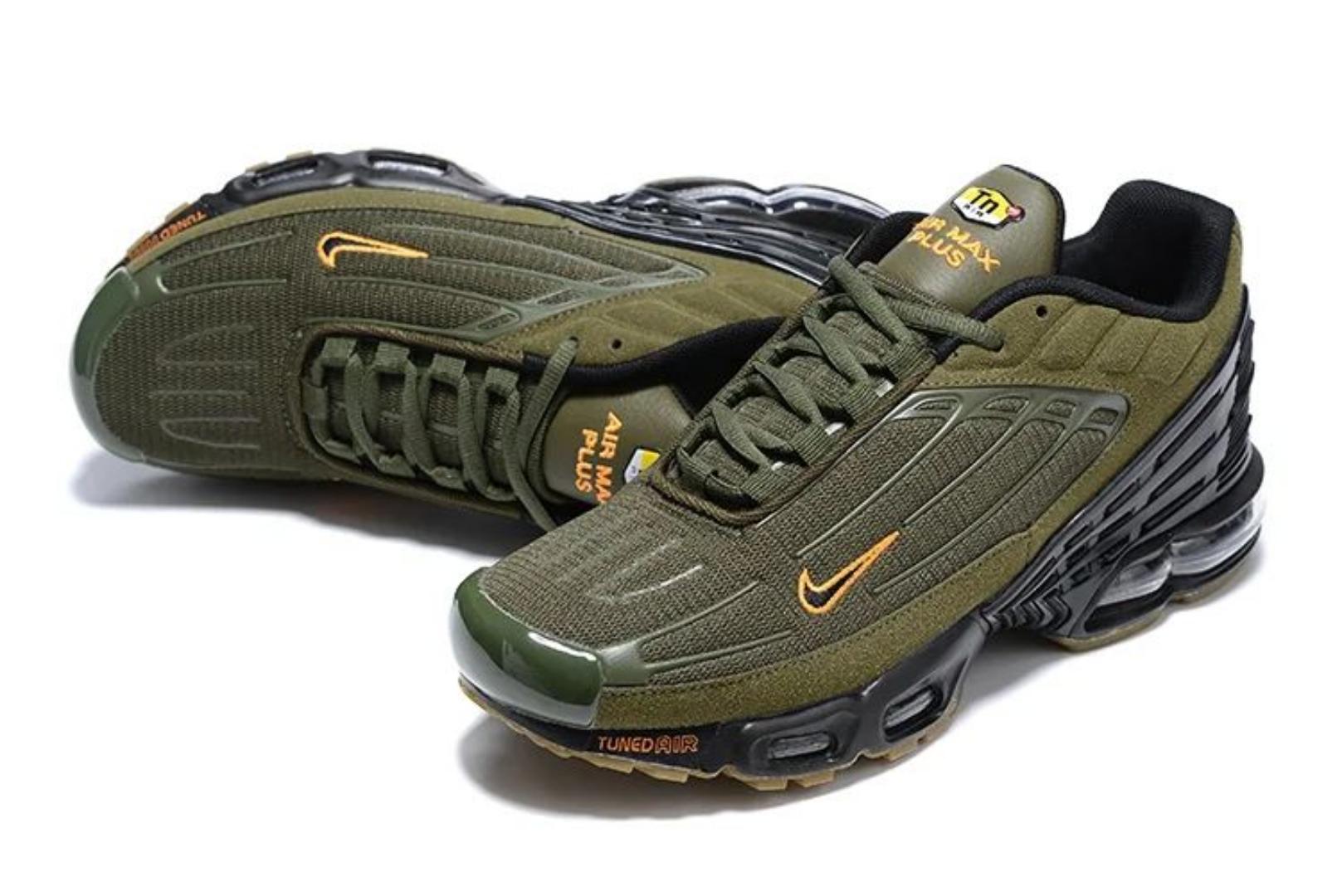 ORIGINAL AIR MAX TN PLUS 3 GREEN COLOR, CUSTOMIZED AIRMAX 90 tn, COLOUR BLACK ,HIGH QUALITY SNEAKERS. Best shop for Airforce, Air jordan, Airmax tn, Air force sneakers)