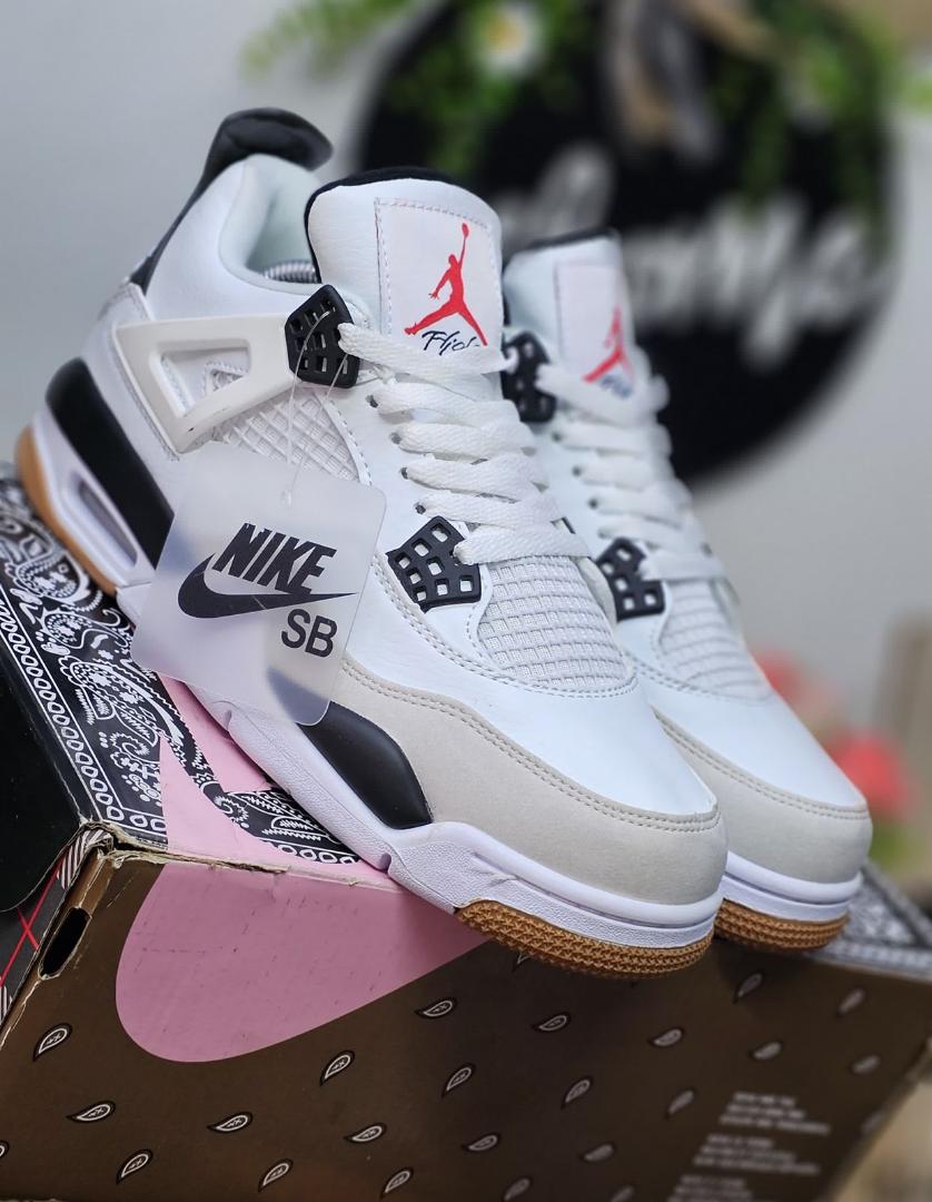 ORIGINAL AIR JORDAN 4 SB "MILITARY BLACK", RETRO CUSTOMIZED JORDAN, COLOUR BLACK AND WHITE ,HIGH QUALITY SNEAKERS. JORDAN Best shop for Airforce, Air jordan, Airmax tn, Air force sneakers)