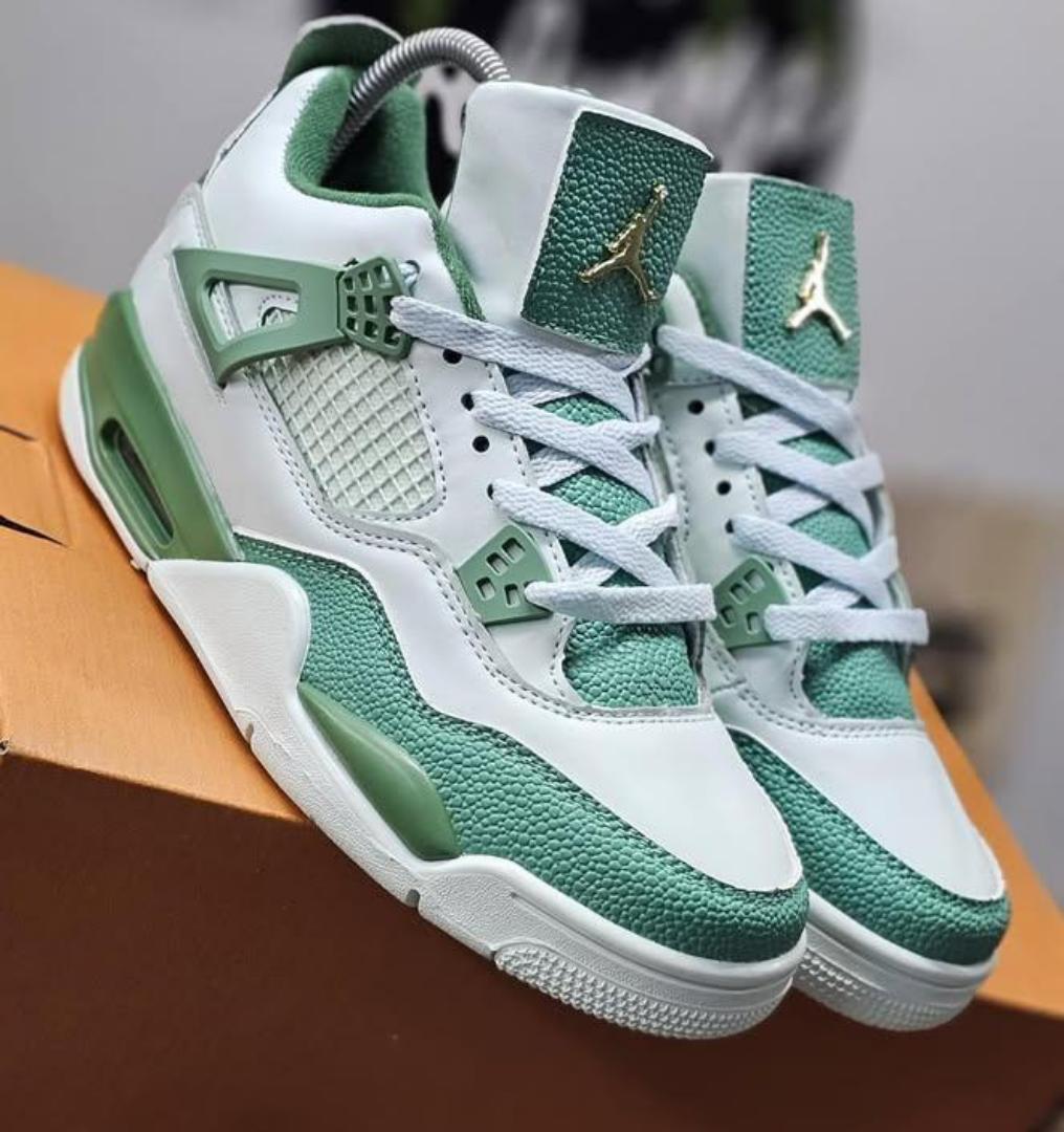 ORIGINAL AIR JORDAN 4 RETRO, "SEA FOM / ELECTRIC GREEN". CUSTOMIZED JORDAN, COLOUR GREEN AND WHITE ,HIGH QUALITY SNEAKERS. JORDAN Best shop for Airforce, Air jordan, Airmax tn, Air force sneakers)
