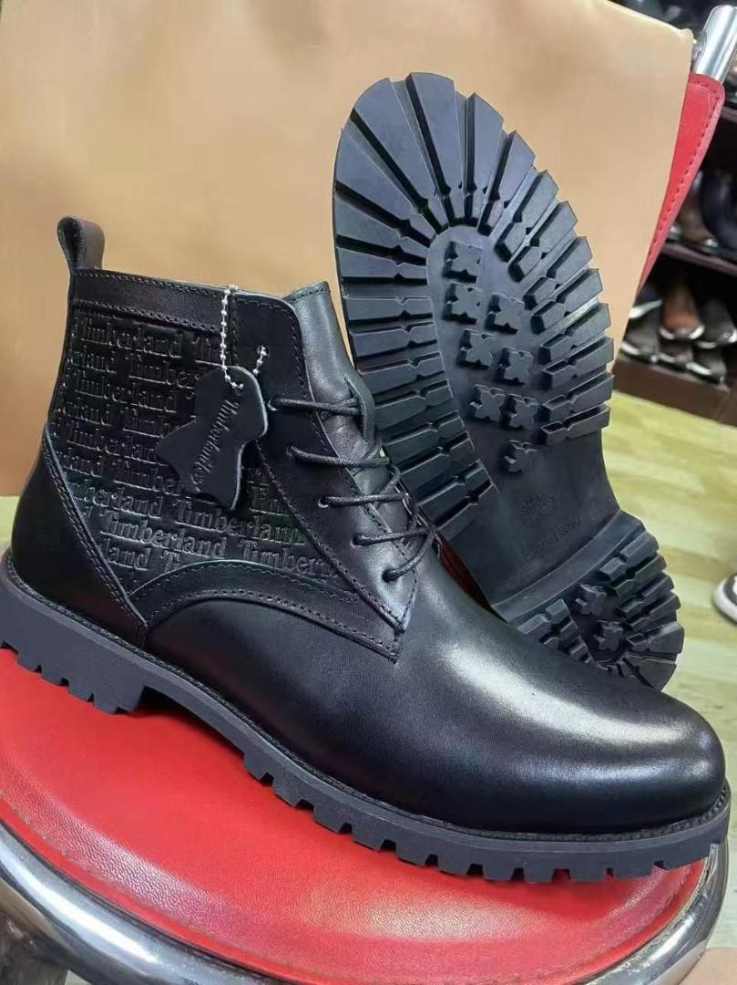 ORIGINAL LEATHER TIMBERLAND CLASSIC MENS BOOTS SHOES, BLACK CASUAL AND OFFICIAL BOOTS SHOES,  LEATHER (BEST SHOP FOR LOAFERS, OFFICIALS, CASUALS, SNEAKERS)