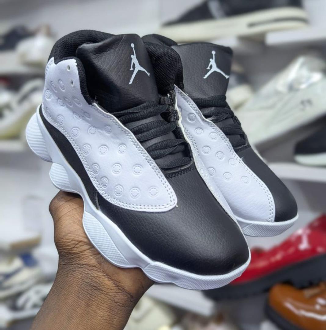 📛OFFER  KIDS AIR JORDAN 13 RETRO. CUSTOMIZED JORDAN, l (royal)  ,HIGH QUALITY SNEAKERS. JORDAN Best shop for Airforce, Air jordan, Airmax tn, Air force sneakers)(generic)