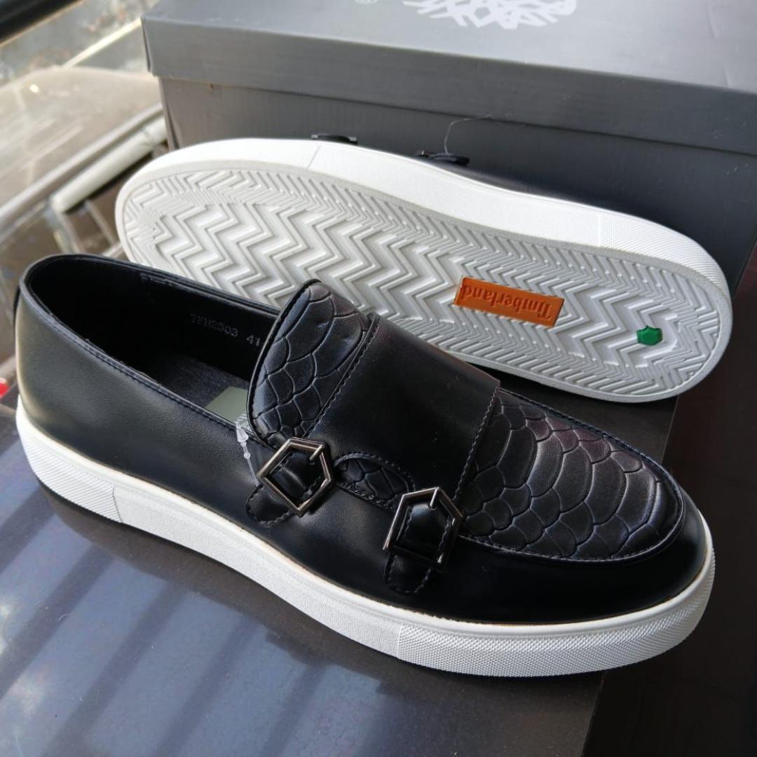 🔥 ORIGINAL LEATHER BLACK TIMBERLAND CLASSIC OFFICIAL CASUALS SHOES, WHITE CASUAL AND OFFICIAL SHOES BROWN LEATHER (BEST SHOP FOR LOAFERS, OFFICIALS, CASUALS, SNEAKERS)