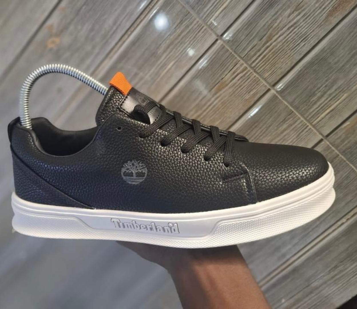 🔥 ORIGINAL LEATHER BLACK TIMBERLAND CLASSIC OFFICIAL CASUALS SHOES, WHITE CASUAL AND OFFICIAL SHOES BROWN LEATHER (BEST SHOP FOR LOAFERS, OFFICIALS, CASUALS, SNEAKERS)