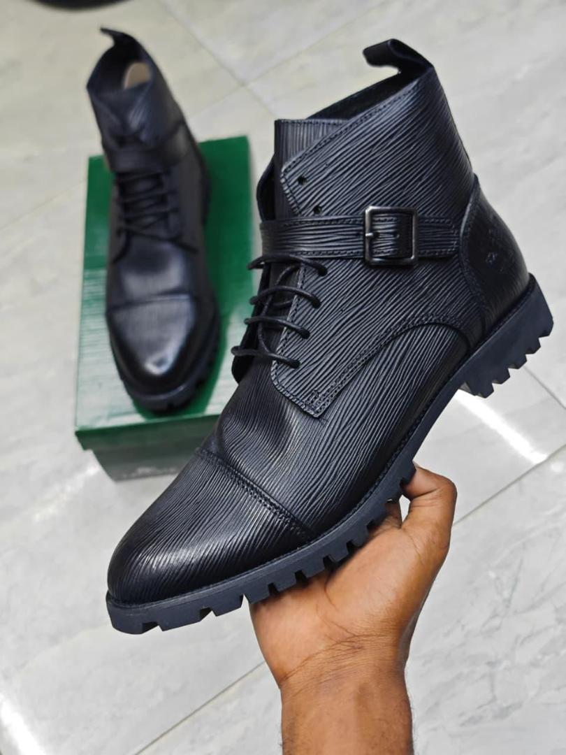 🔥 ORIGINAL TIMBERLAND BLACK CLASSIC MENS BOOTS SHOES, GREY CASUAL AND OFFICIAL BOOTS SHOES,  LEATHER (BEST SHOP FOR LOAFERS, OFFICIALS, CASUALS, SNEAKERS)