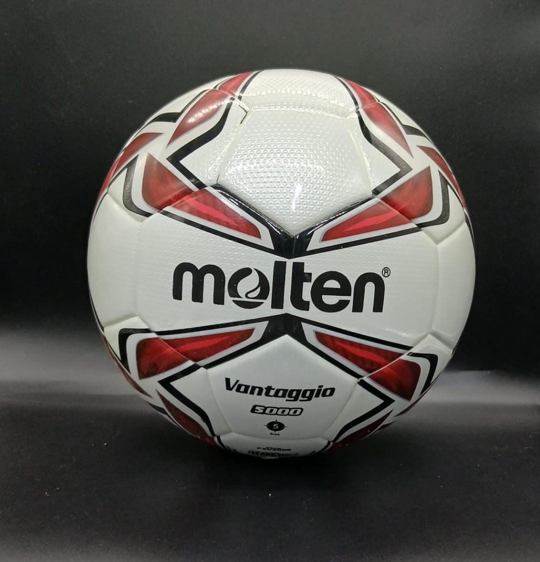 🔥 OFFER 🔥 Rare Molten Vantaggio 2000 '25 Premium Training Soccer Ball (White/Red) (3) Soccer ball New Size 5. Football for training and match playing.