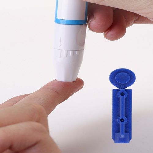 Automatic English Fast Non-adjustable Code Portable Medical High Precision Blood Glucose Meter Host + Test Pen + 50 Test Paper + 50 Blood Collection Needles