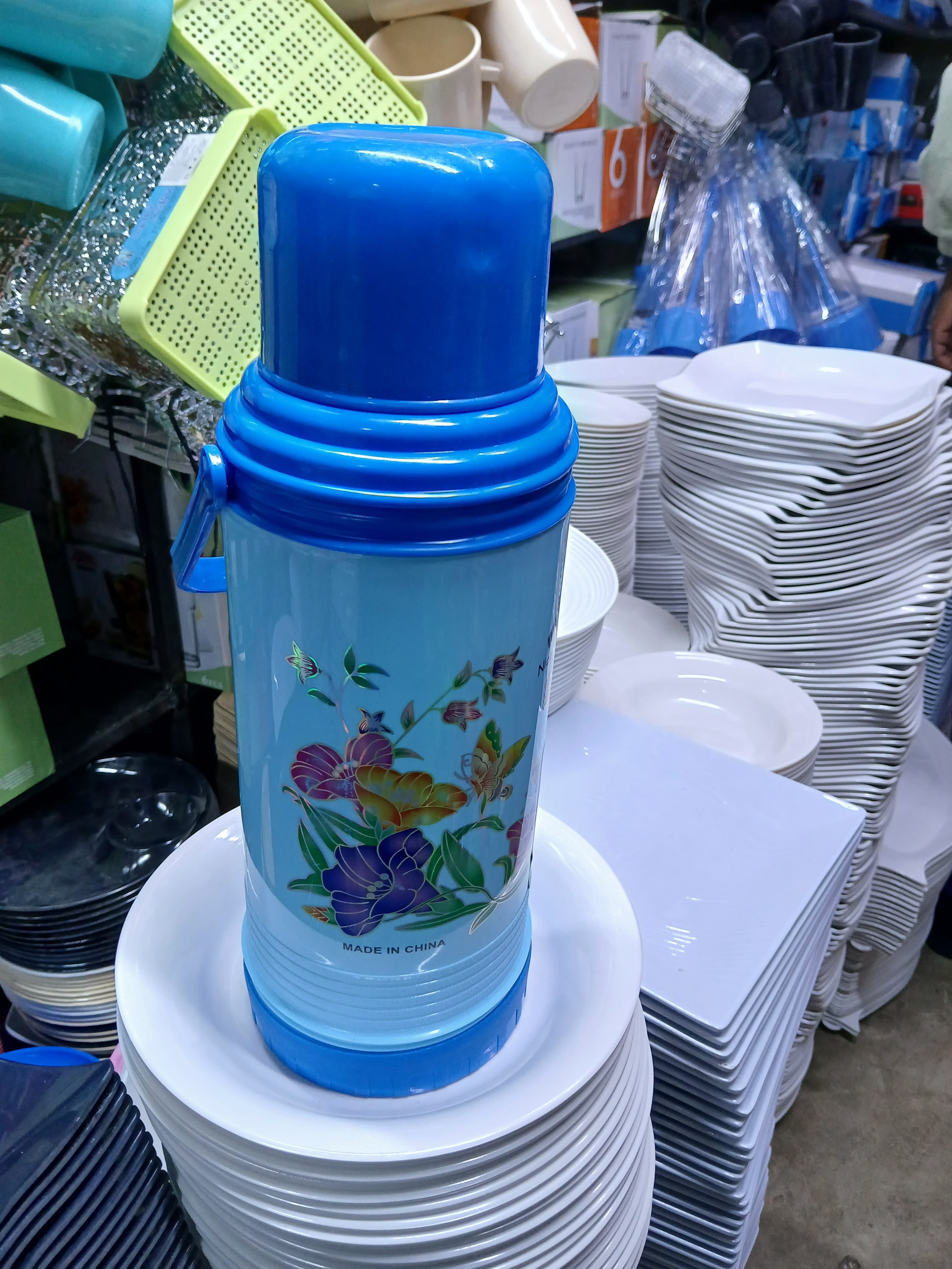 🍒😅EXCLUSIVE DISCOUNTS 🔥🍊Nice One Vacuum Flask Termo 1.8 litres.Keeps Drinks Hot/Cold
Capacity 1.8 Litres
Durable
Easy to clean
Shock Proof Body