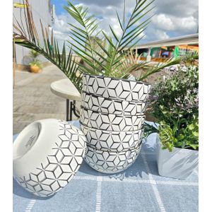 🕳🌱6pcs ceramic soup bowls.White color, stylish design.
Lightweight and easy to handle.
Multi-purpose use.
Scratch-resistant and durable Glaze.
Bowls stack compactly, space saving.
Great gift choice