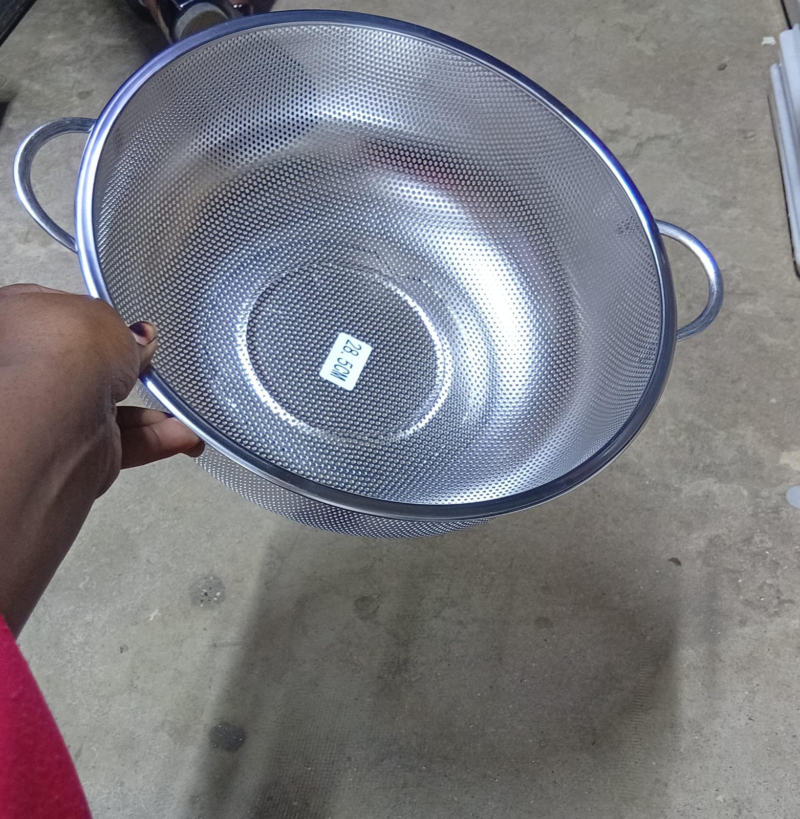 🌿PROMOTION 🌿Stainless Steel Rice Drainer /Pasta Flour Sifter Chips Basket Sieve Colander.High-quality stainless steel material, stretched in one piece, not easy to rust, strong and durable.
2. The d