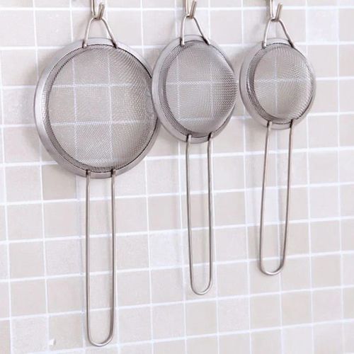 🤩3 In 1 Metallic Sieve Set – Durable Stainless Steel Mesh Strainers For Kitchen Use (8cm, 10cm, 12cm)🕸️Durable stainless steel construction — strong, rust-resistant material ensures long-term use wi
