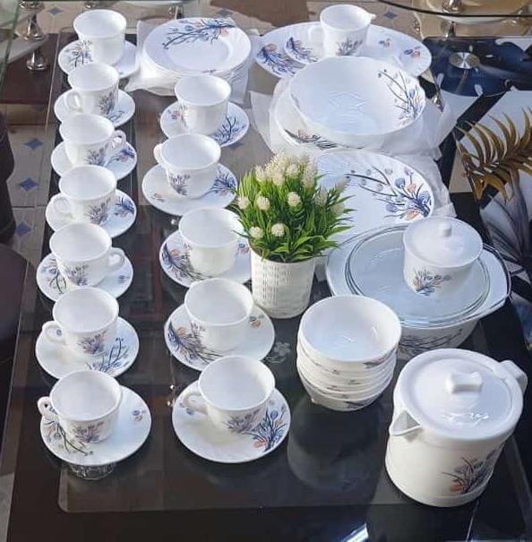 🔥🔥
58pcs ceramic Dinnerset*
 *Mega discount 🥰🥰  
   
▪️ 12" oval plate×1pc
▪️ 8" oval plate×1pc
▪️9" flat plate×6pcs
▪️7" flat plate×6pcs
▪️8"deep plate ×6pcs
▪️8" soup bowl ×1pc
▪️850ml