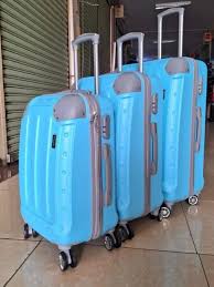 🤣ASSURED QUALITY 🥰26 INCH 3 IN 1 LAXURIOUS FIBRE SUITCASE 🤣BRIEFCASE TRAVEL BAG💚.Made of high-quality materials
Sleek and stylish design
3-in-1 design 
Hard outer shell for protection
Number of co