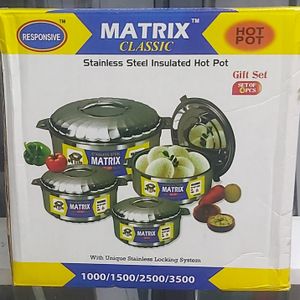 🍂PRICE DROPPED 🍂📍DON'T MISS OUT 📍Matrix 4pcs Stainless Steel Hotpot For Serving And Storage💖.Keeps food hot and fresh up to 6 Hours
Double wall strong and insulated.
Ideal even for carrying durin
