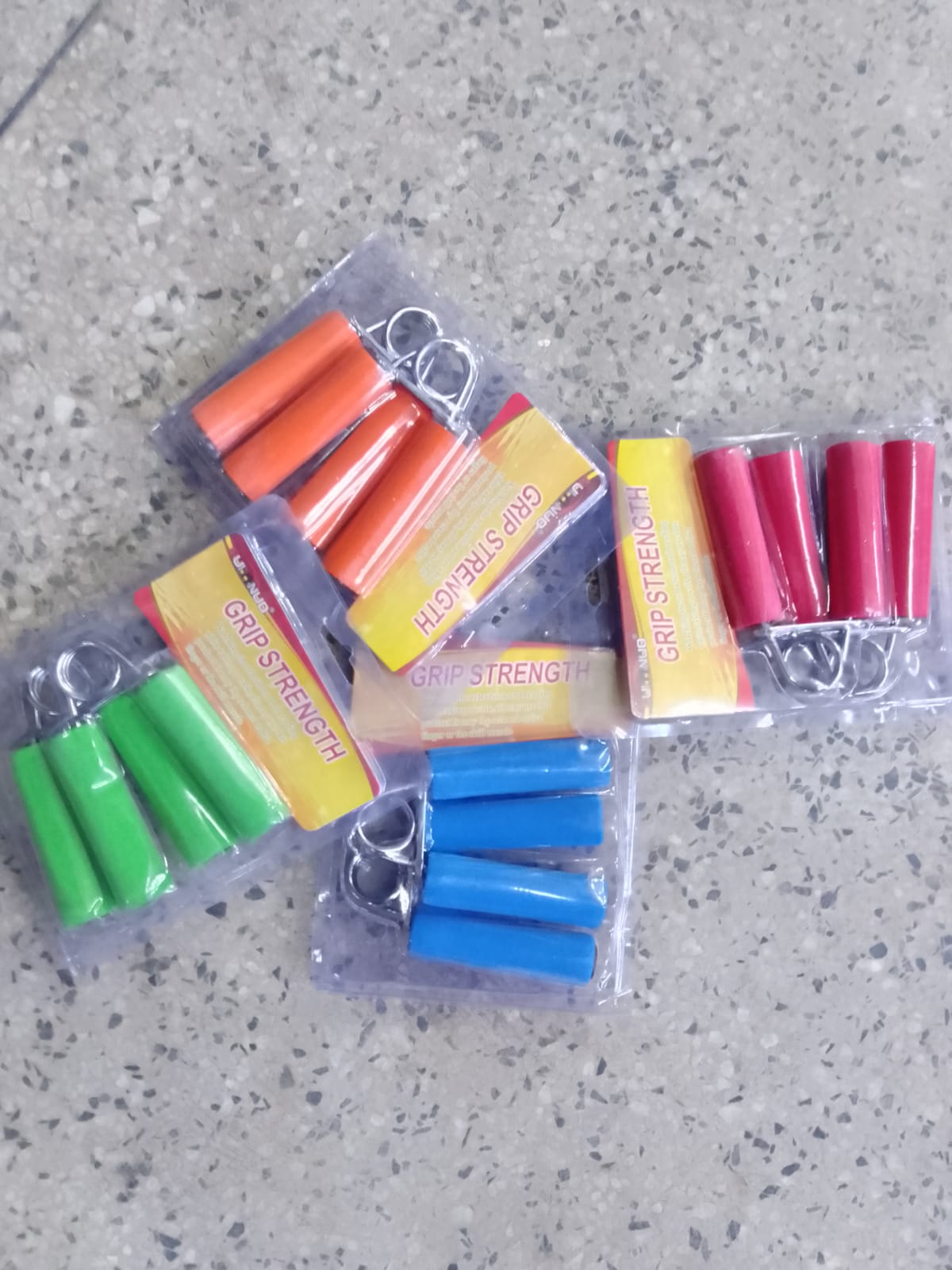 Set of 2 Foam Sponge Hand Grip Finger Strength Hand Exercise Forearm Strength Builder