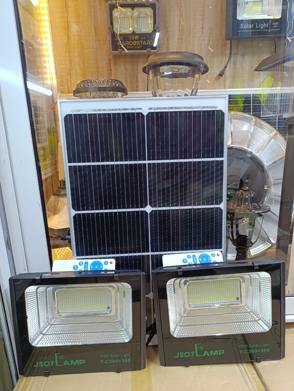 Super Bright & Dusk to Dawn: 🎇Solar Light 2PCS 300W 6000K IP67 Waterproof Solar Flood Light Outdoor Remote Solar Power Security Light Auto On/Off Dusk To Dawn SOLAR FLOODLIGHT🤮super-bright LEDs whic