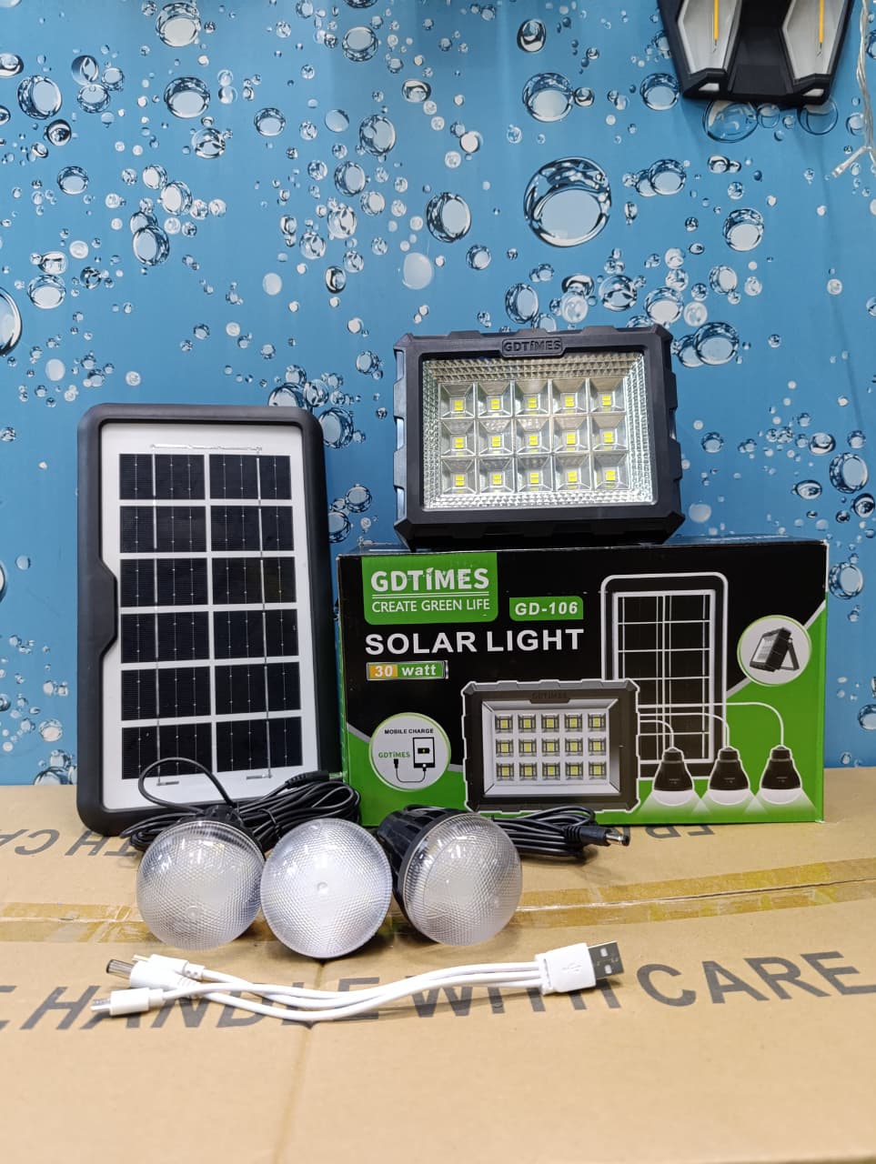 GDTimes GD-106 Solar Lighting System Kit with 3 LED bulbs, Side Light,Usb Cable for Mobile Charging, Solar Panel🎇Solar panel size: 270 x 155 x 13 mm 
LED lamp size: 60mm x 85mm 
Cable length: 4 m