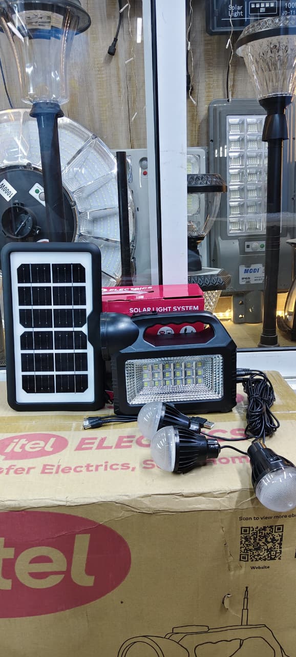 ✅ Cost-effective solar solution🎇Itel G11 Solar Lighting System Kit with 3Led Bulbs,Mobile Charging,Panel🎇80W high-brightness LED light – strong illumination for indoor and outdoor lighting
Solar pow