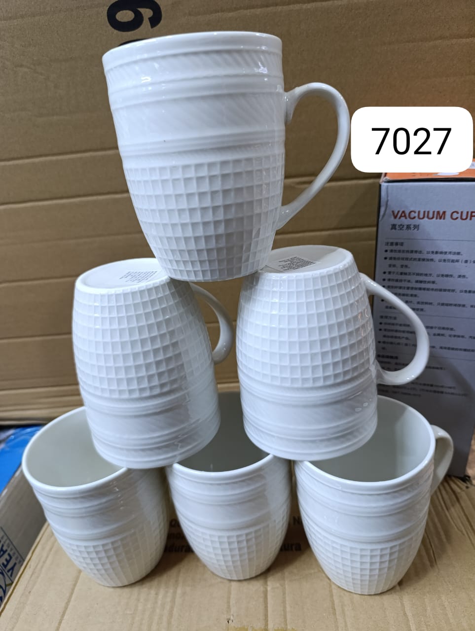 6 PC SUNDABESTS A set of ceramic mugs🎉Strong ceramic mugs in big value pack of 6 provide insulation to keep drinks warmer for longer
Made with thick comfortable grip ergonomic handles
Quality Chip re