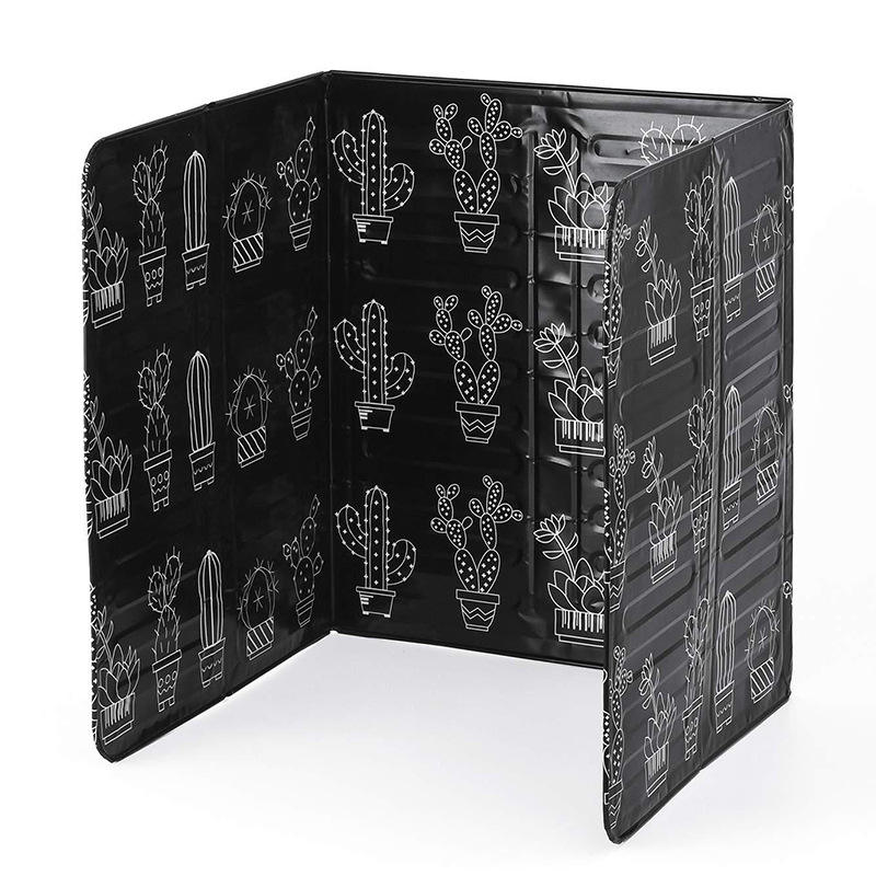 Foldable Kitchen Gas Stove Oil Splash Guard
*lKeep your kitchen clean and tidy with this Foldable Oil Splash Guard. Designed to stand around your cooking area, it prevents oil, grease, and food splatt