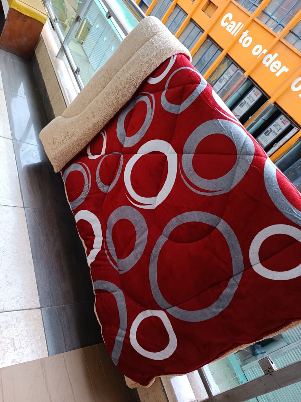 Single Woolen Duvet 6x6 – Warm, Soft, and Durable, Perfect for Cold Nights, Lightweight and Comfortable for Everyday Home or Hostel Use