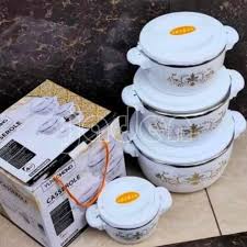 Set of 4 White Casserole Hotpots – Durable Ceramic Construction, Heat-Resistant Lids, Multi-Size Cooking Pots for Soup, Stew, Casseroles, Oven & Table Use, Easy-to-Clean and Elegant White Finish