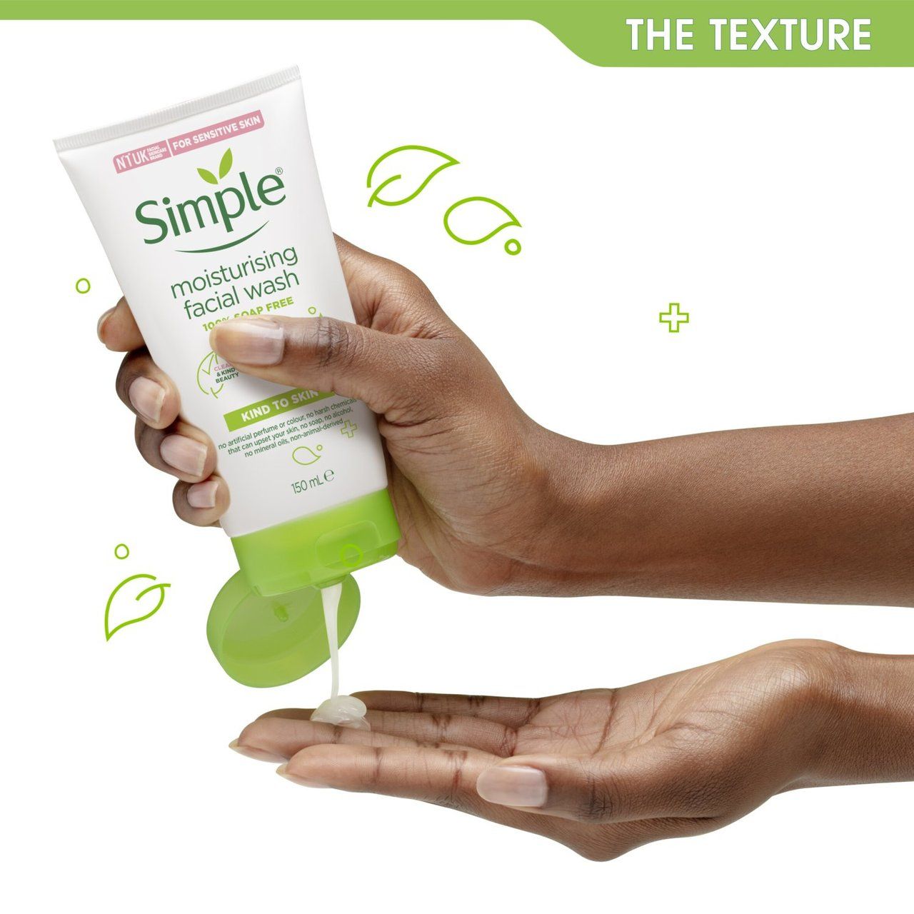 Simple KIND TO SKIN™ Moisturising facial wash 150 ml