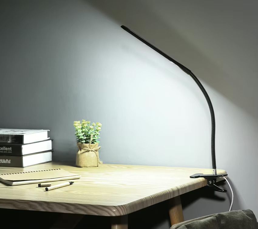 5V USB Reading desk lamp LED soft light no flicker no glare no radiation no blue light