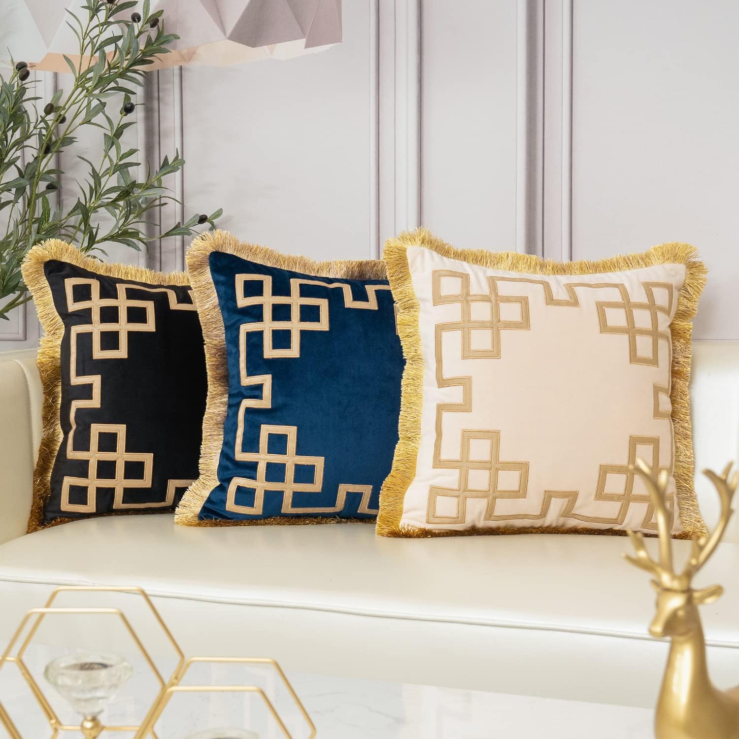 18 x 18 Inch Luxury European Home Decorative Pillow with Tassels Square Leather Geometric Chain Velvet Throw Pillow Cover Cushion Case for Sofa Bedroom Living Room Car, Gold edge