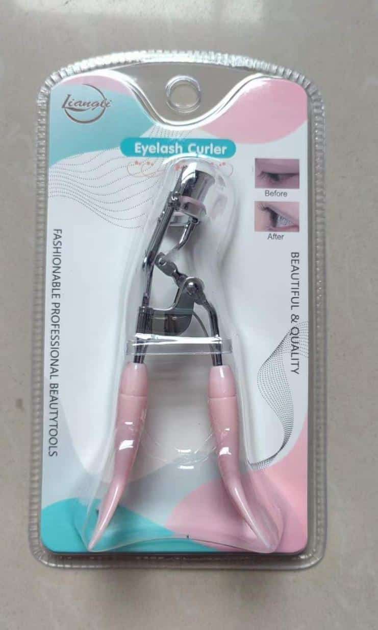 Generic Eyelash Curler Professional Practical Makeup Cosmetic Tool  with a soft Pad for Girls and Women(Pink)