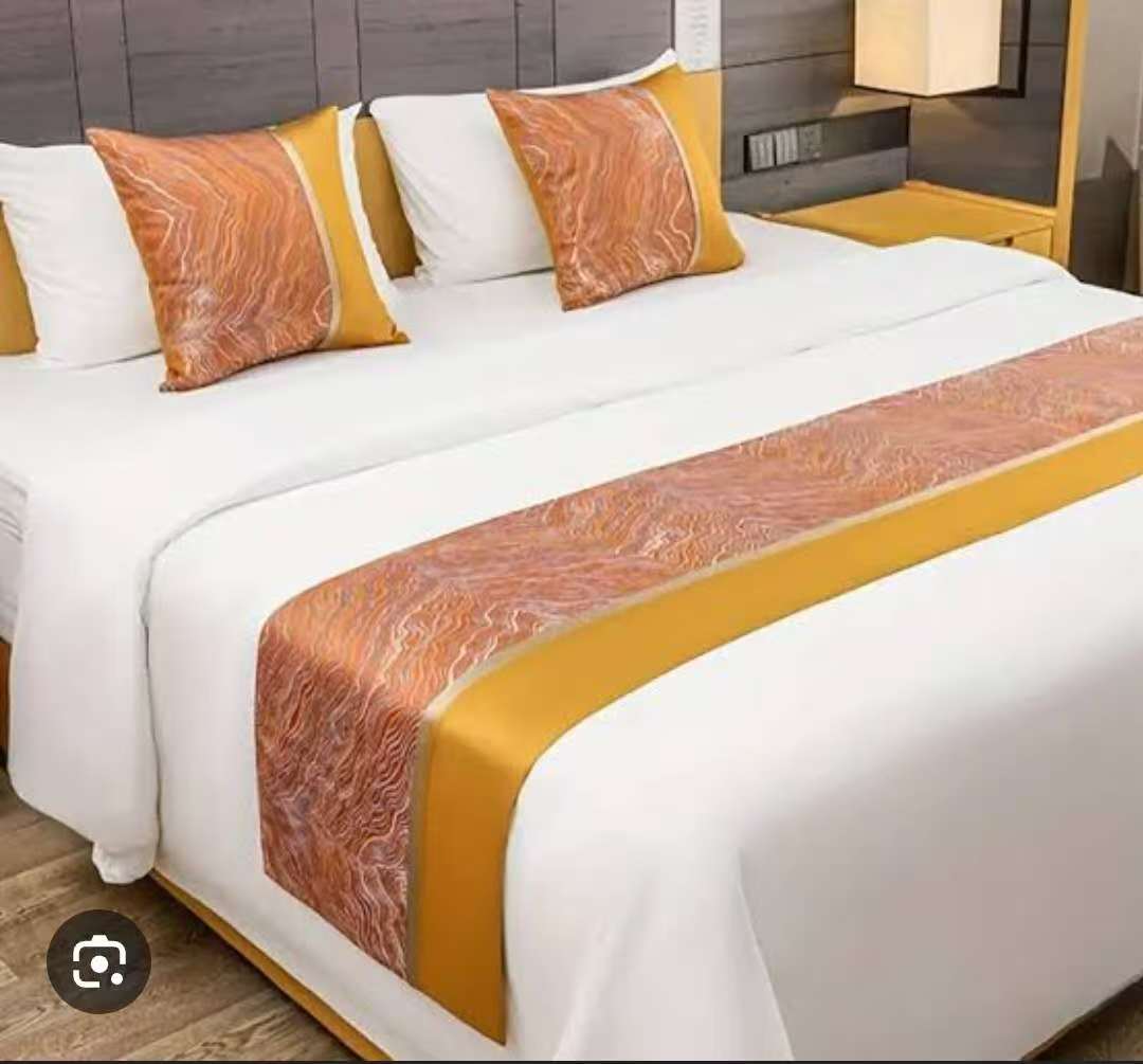 Bed Runner Scarf, Luxurious Retro Modern Style Room Decor, Washable Soft Dustproof Bed Protector Scarves able Flag Picnic Blanket, for Bedroom Hotel Wedding Room
