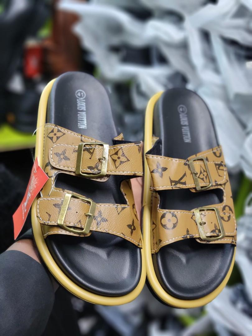 LV Sandals/ Opens Shoes/ Men Slides