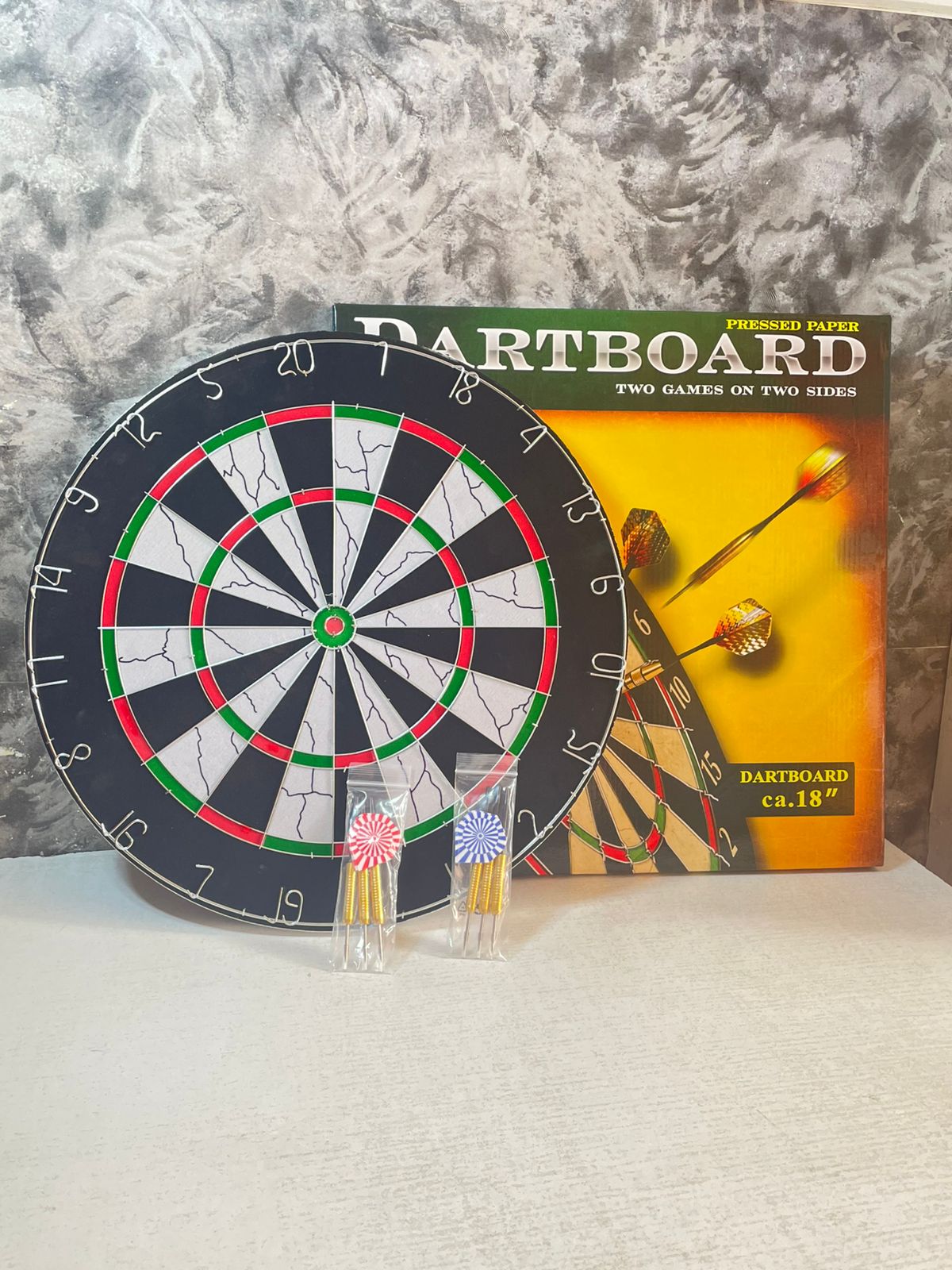 Professional Dartboard – Precision, Fun, and Competitive Play
Take your dart game to the next level with this Professional Dartboard, perfect for enthusiasts, beginners, and serious players alike. Des