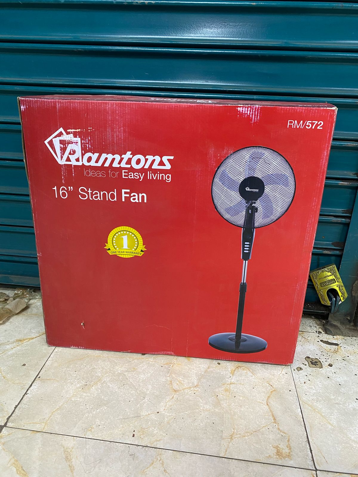 Ramtons RM/572 Econo Stand Fan. 
Specifications: It is a 16-inch standing fan with a 3-speed control setting to adjust breeze intensity. 
Design: Features a sleek black design with an easy height adju