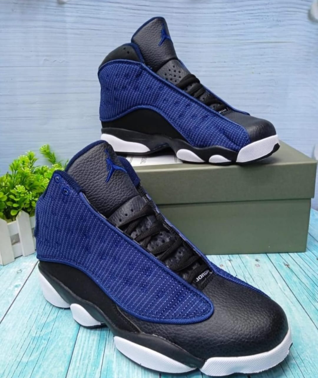 Air Jordan 13 Retro men's fashion shoes sneakers                                                                                                                                                       .