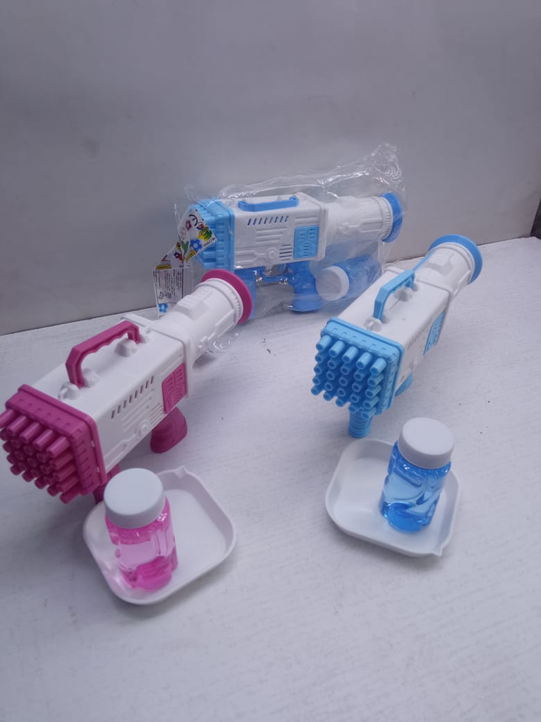 Bubble gun machine
Available blue and pink colourBest gift
1. a barrage of bubbles and have endless bubble fun - at an affordable price! Parent-friendly and sound-free.
2. Newly upgraded design helps