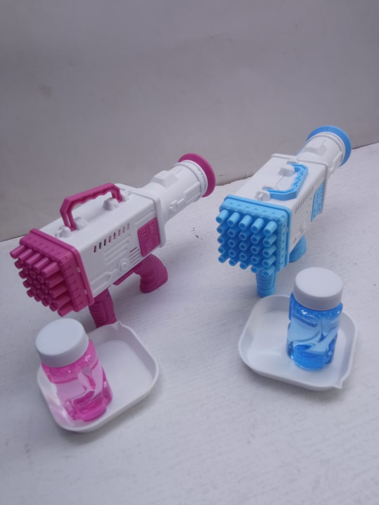 Bubble gun machine
Available blue and pink colourBest gift
1. a barrage of bubbles and have endless bubble fun - at an affordable price! Parent-friendly and sound-free.
2. Newly upgraded design helps