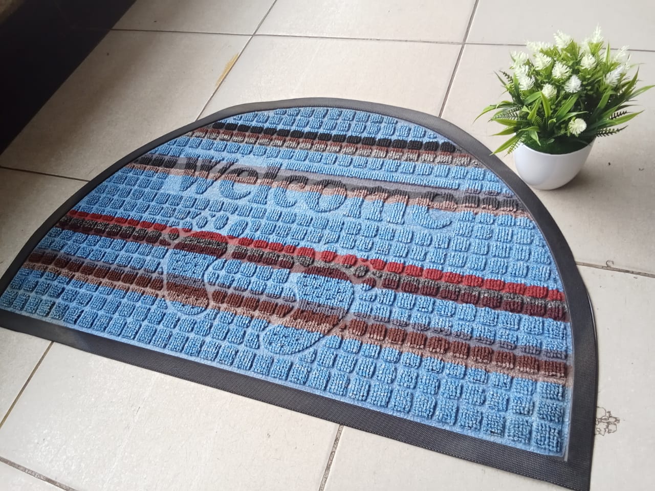 *_Remaining_* 👆 Absorbent Indoor/outdoor door mats
Size 50*80