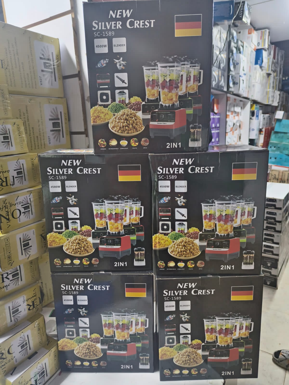 2 in 1 Silver crest Heavy Duty Commercial  Blender 2L Unbreakable Jar
High-torque Powerful 4 speed motor with pulse
stainless steel blade for sharp cutting
grinder for grinding coffee/nuts/spices
Simp