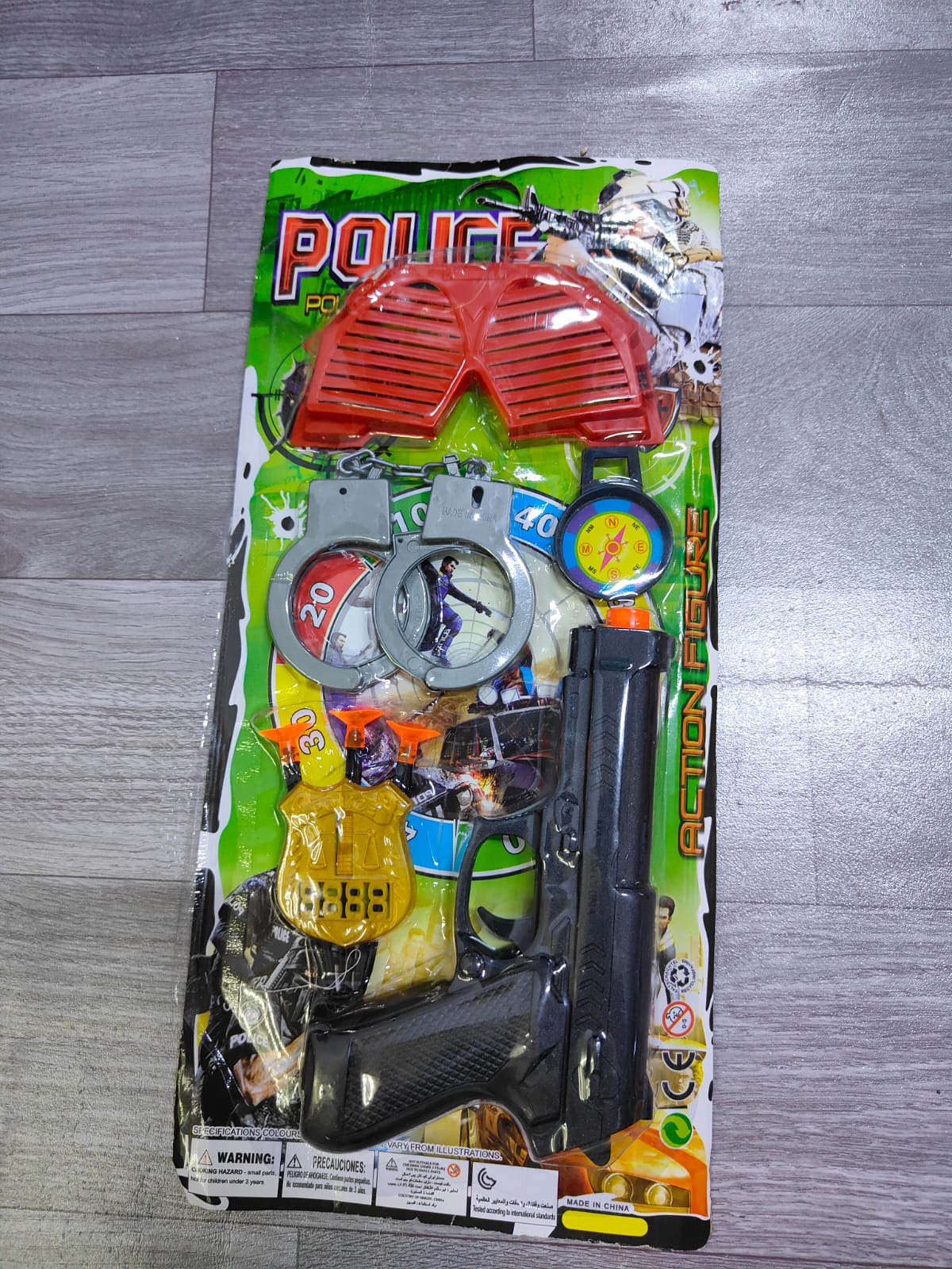 Police gun+ accessories 

*September Price 
▪️Perfect for games time 
▪️Makes kids happy 
▪️Reduces screen time 

Available at the shop ✅