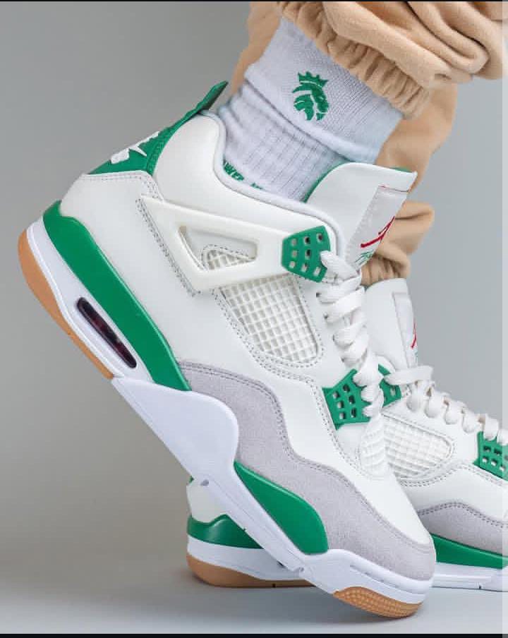ORIGINAL AIR JORDAN 4 RETRO  SB ''Pine Green'' Sneakers, High Quality Fashion Men's Shoes J4 Sneakers
