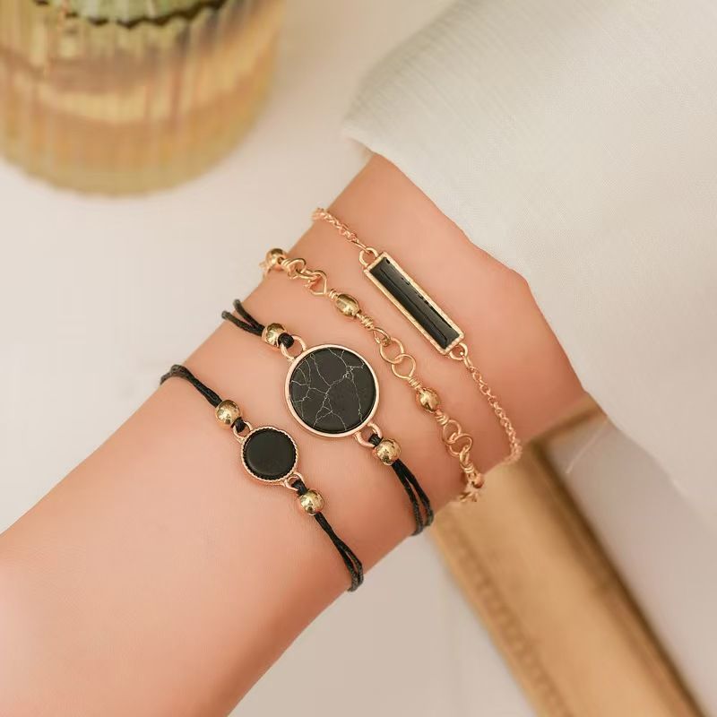 ZHJH 5Pcs Women's Watch Bracelet Set Women's Jewelry Set Women's Flower Belt Watch Women's Wristwatch Black